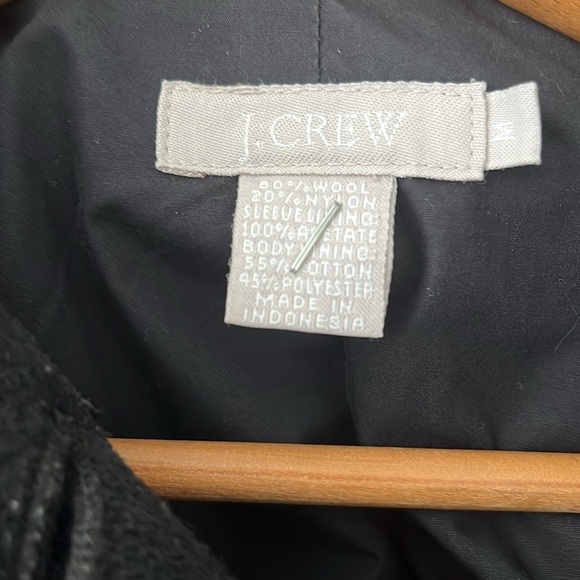 Vintage J. Crew women’s wool coat. Black. Size M. Great condition. - Picture 3 of 5